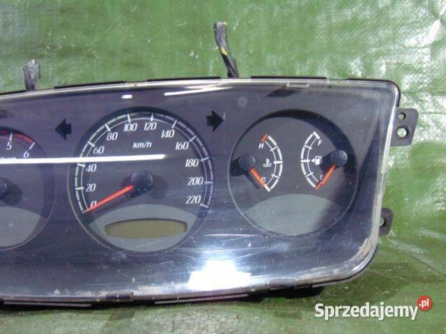 LICZNIK SSANG YONG KYRON 20 XDI 8021009040 Liczniki i zegary