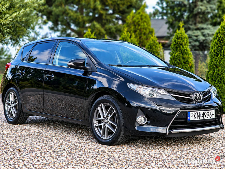 Toyota Auris II 2012 127000km Sadlno