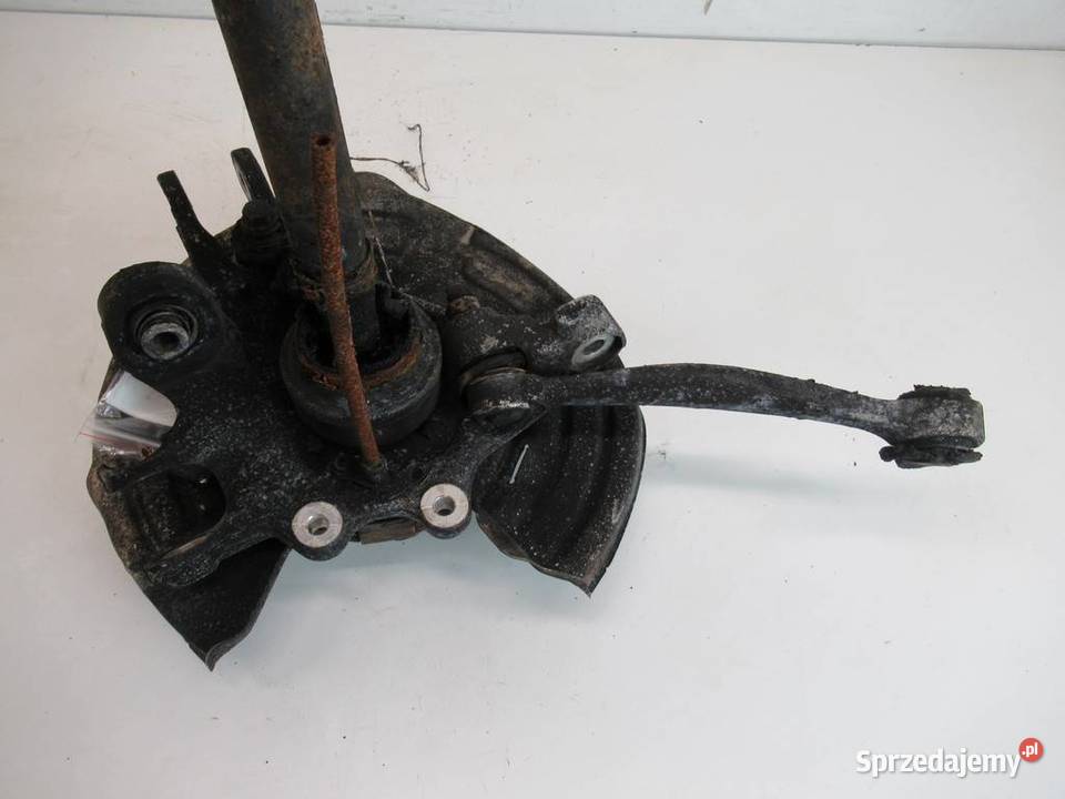 ZWROTNICA PIASTA LEWA TYŁ BMW F22