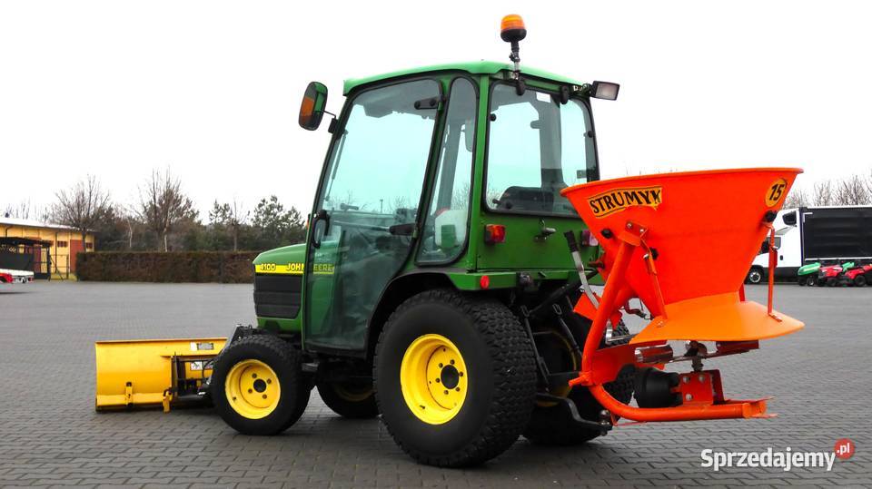 Traktor komunalny JOHN DEERE 4100 4x4 Kabina TUZ