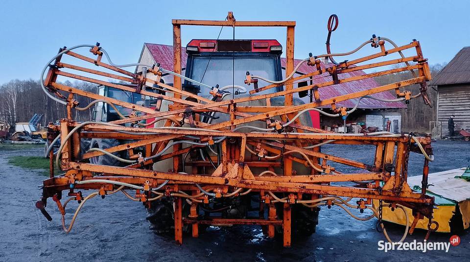 Opryskiwacz RAU 800l zawieszany Dywity