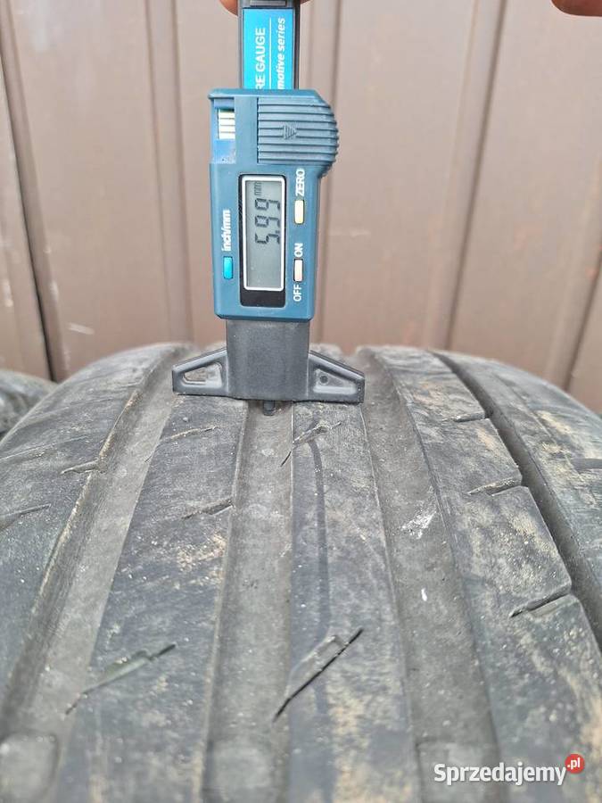 Opony lenie 225 50 R17 continental sport contact Samochodowe świętokrzyskie Włoszczowa