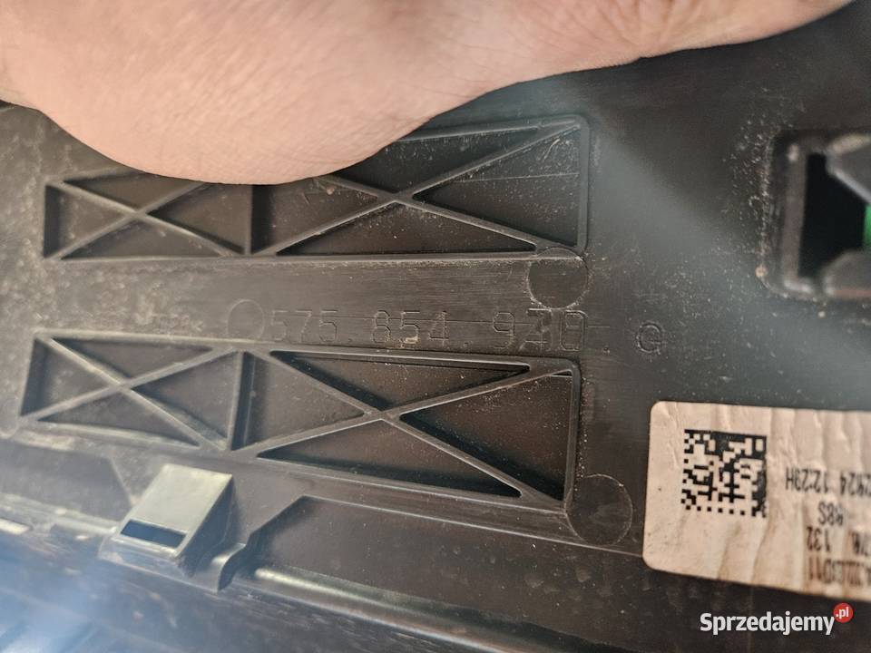 SEAT ATECA FR LISTWA DRZWI PRAWY PRZÓD PRAWA osobowe