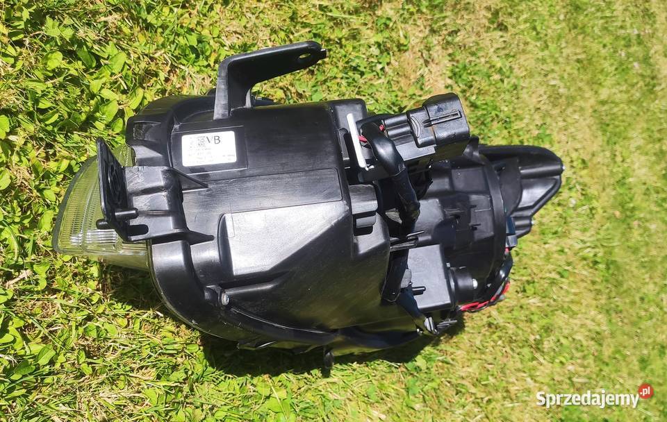 Lampa prawa Subaru WRX STI 2014 Full LED wersja Rok produkcji 2014 Krosno