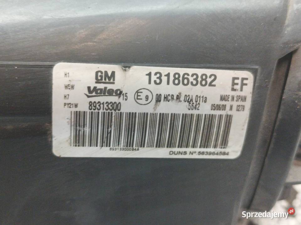 LAMPA PRZÓD PRAWA 13186382 Opel Corsa IV Rok produkcji 2008