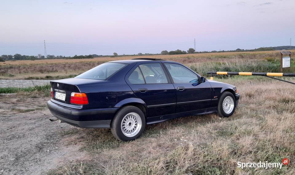 BMW e36 sedan 1995 Oława