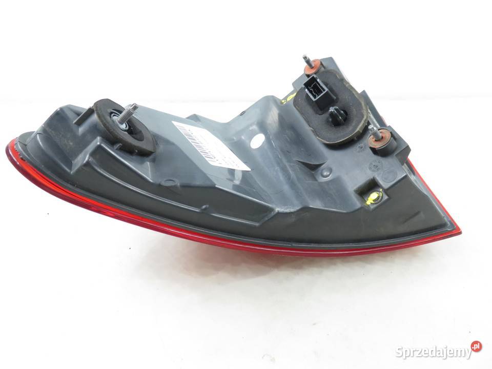 LAMPA LEWA TYLNA BMW F11 osobowe