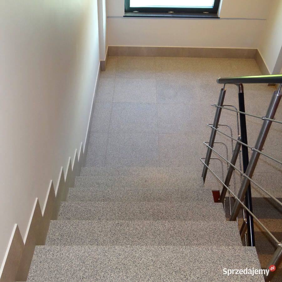 Stopień granitowy G603 Bianco Cristal szlifowany