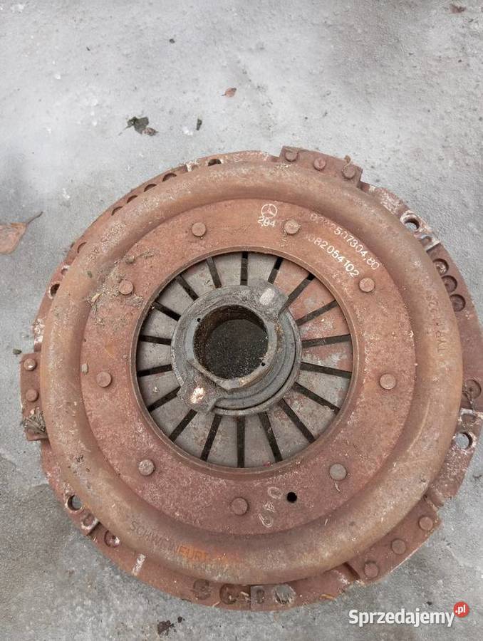 Docisk sprzęgła Mercedes