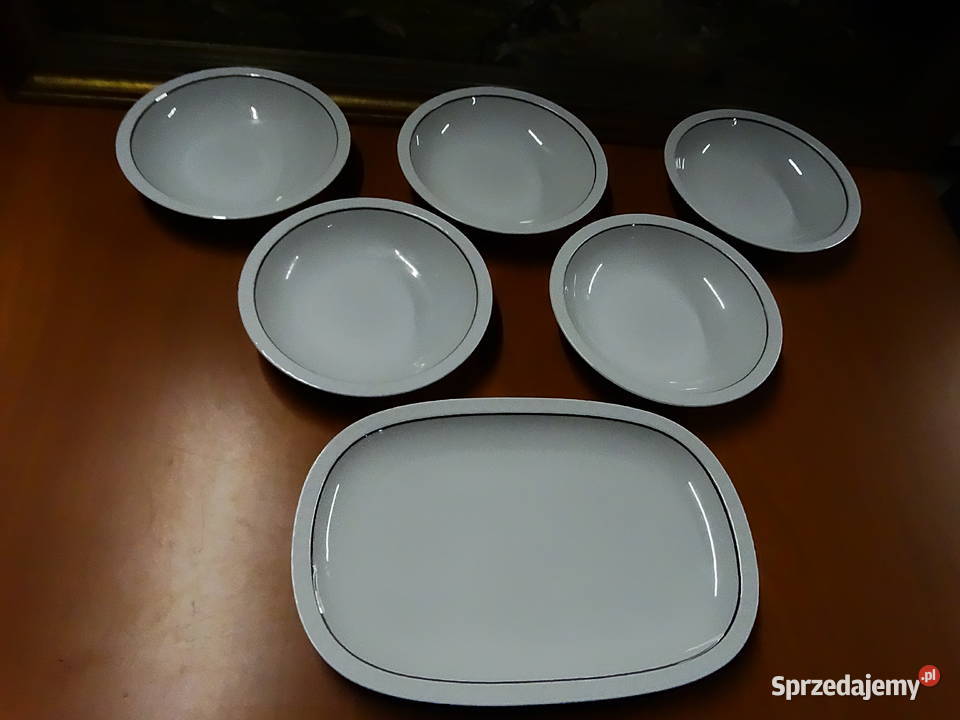 Zestaw porcelany stołowej marki Ulsterling lubelskie Biłgoraj