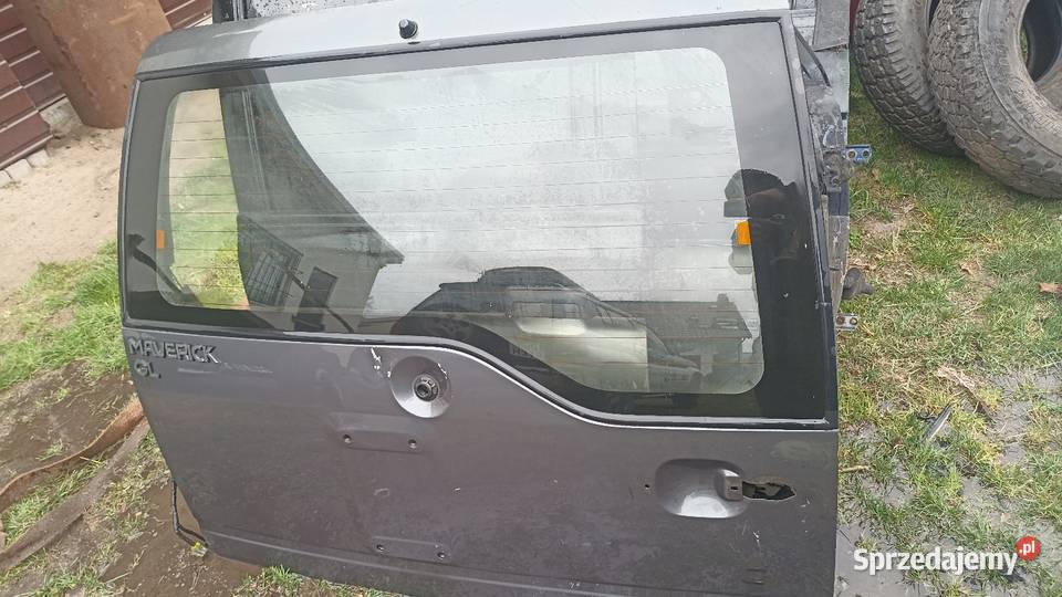 Klapa bagażnika Meverick Terrano Lubin