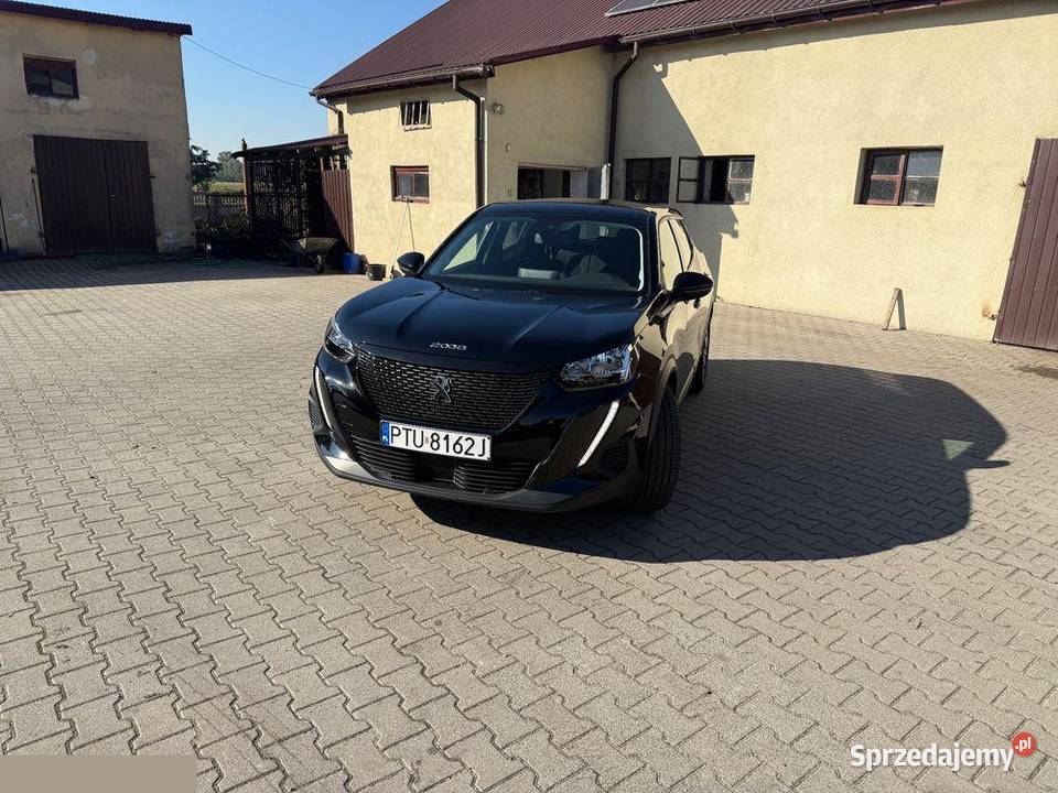 Peugeot 2008 PureTech Active 12 101 2022r sprzedam