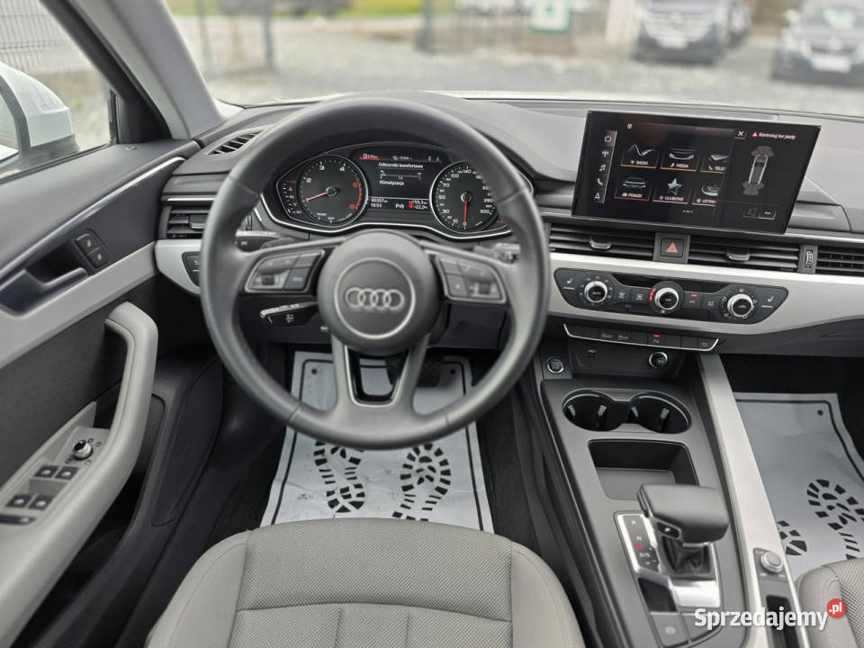 Audi A4 20 TDI 16V mHEV 163 2023r navi KeyLess przyciemniane szyby Wojkowice