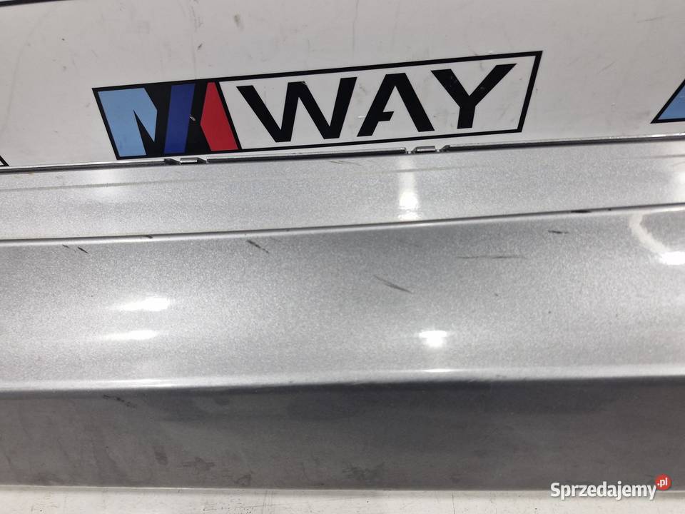 BMW E87 LISTWA NAKŁADKA PROGOWA A52