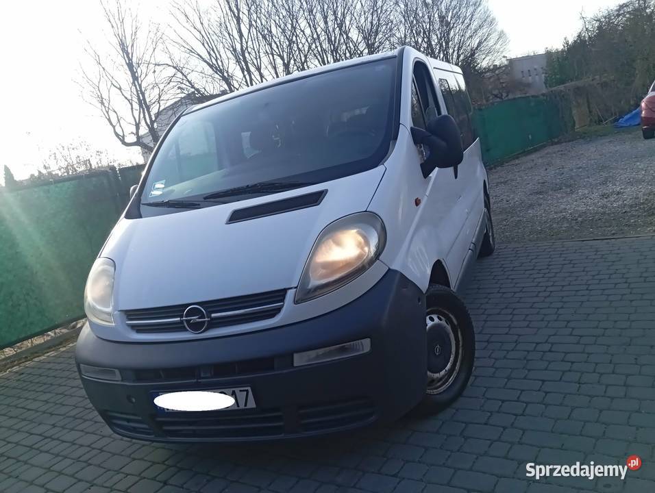 OPEL VIVARO 19 DIESEL 9 OSÓB SPRAWNY ZAREJESTR Vivaro Gostynin