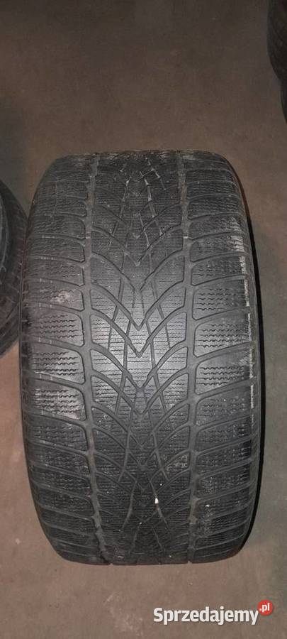 Sprzedam oponę marki dunlop sp winter sport 4D 30