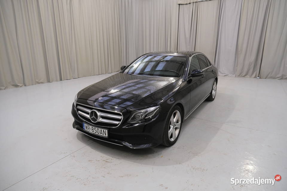 MERCEDESBENZ E350D 2017 298700 ccm 258 Klasa E Warszawa
