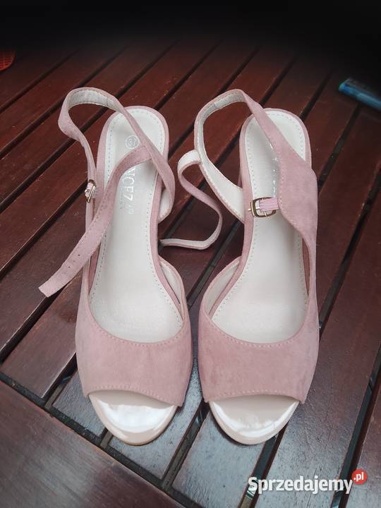 Buty damskie wychodne Damska Czerniejewo