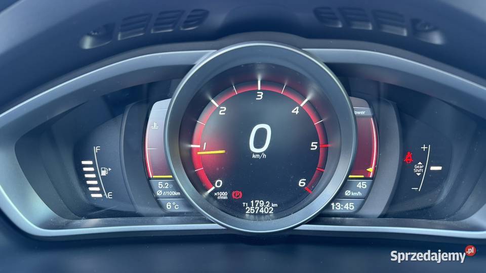 Volvo V40 II 2012 16 D2 116 257500km V40