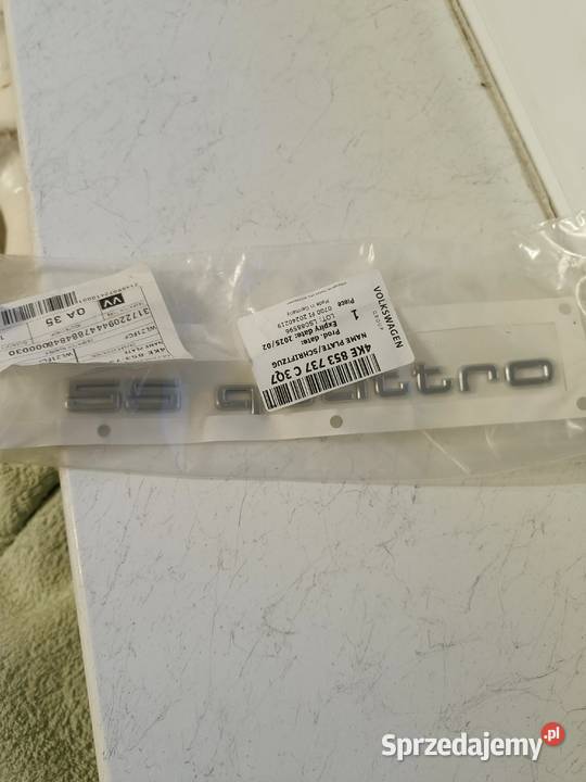 Emblemat Znaczek Naklejka Srebrna Audi VAG etron osobowe małopolskie Zagórowa