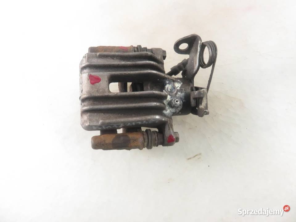 ZACISK PRAWY TYŁ AUDI A6 C5 KOMBI Zaciski i jarzma