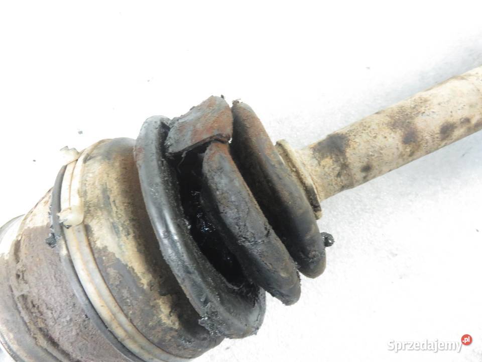 PÓŁOŚ PRAWA PRZEDNIA NISSAN TERRANO II R20 24 i Motoryzacja