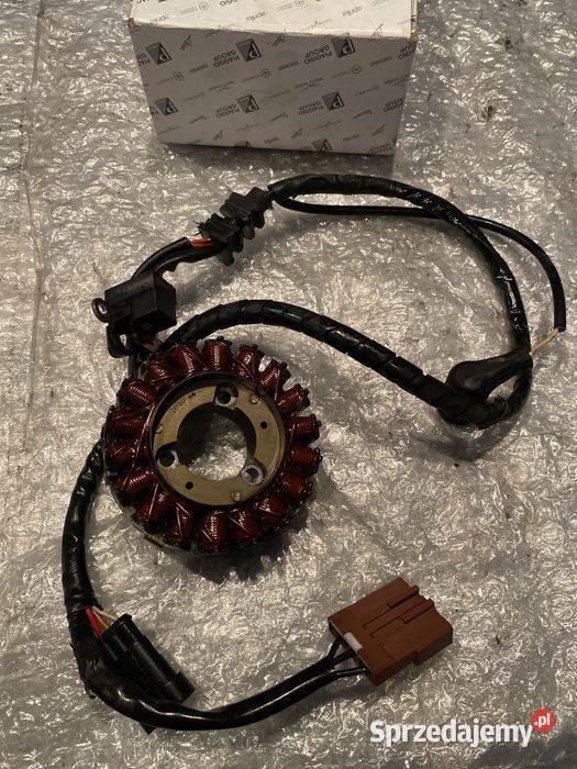 Stator Piaggio MP3 GTS 58070R Beverly X8 N582 Poznań sprzedam