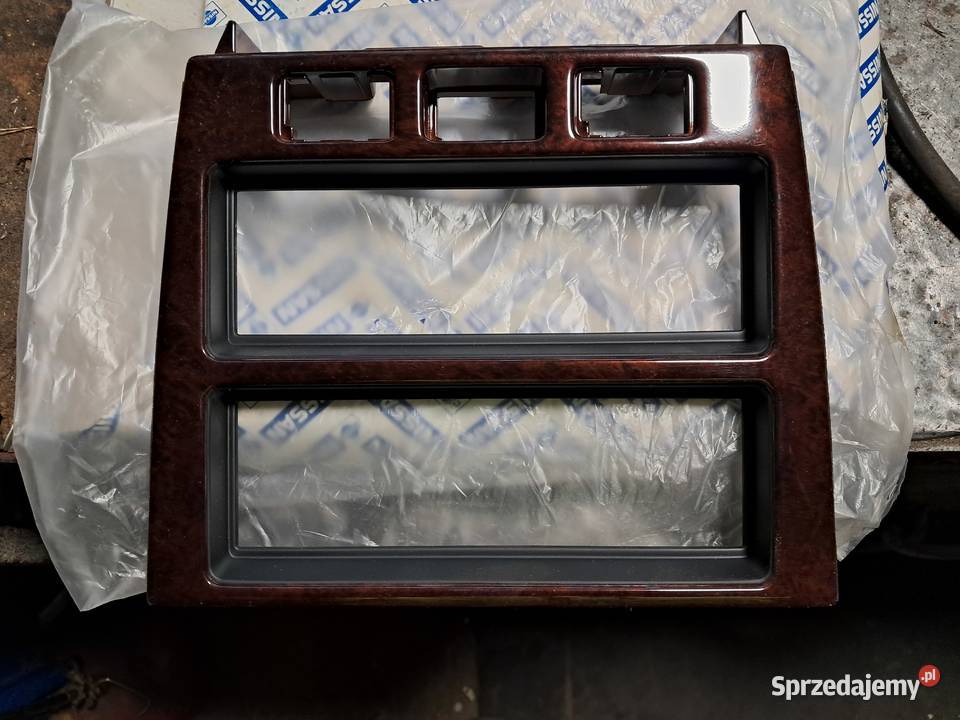 NISSAN MAXIMA panel radia Warszawa