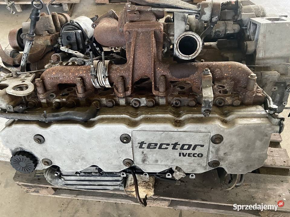 KOLEKTOR IVECO EURO CARGO TECTOR F4AE0681E Silniki i osprzęt Maszewo