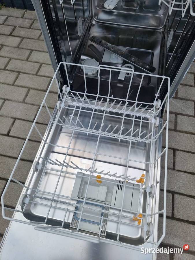 Zmywarka do zabudowy z widocznym panelem inox Zmywarki Wrocław