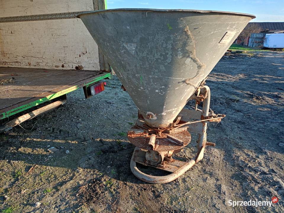Rozsiewacz nawozu lejek wielkopolskie