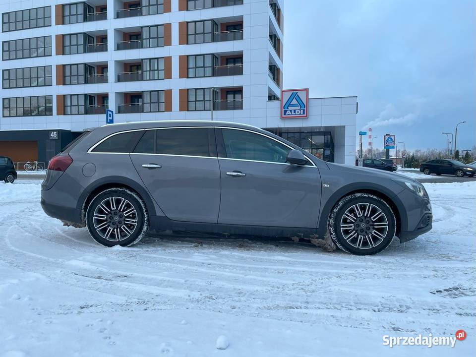 Insignia Country Tourer 4x4 Bezwypadkowa manualna Białystok