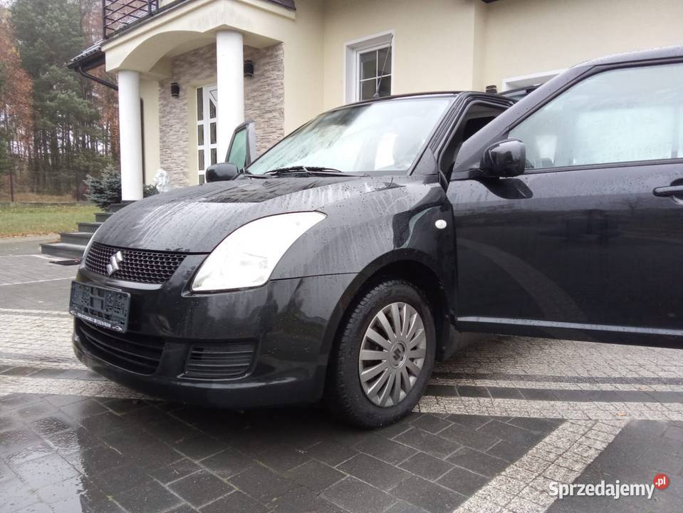 Suzuki Swift 5d hb 13 benzynka z klimatyzacja Swift