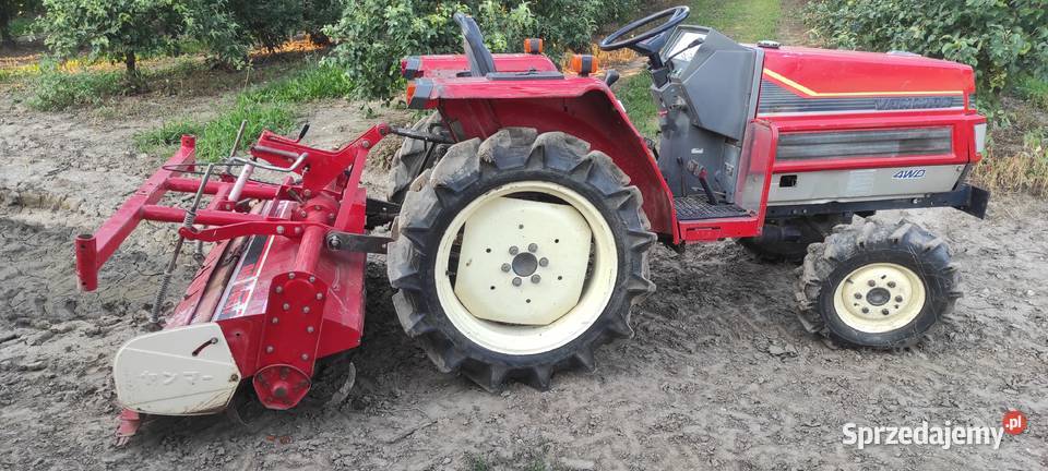 Traktor japonski yanmar 4x4 z osprzętem Kubota świętokrzyskie Gierlachów sprzedam