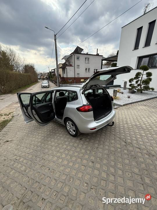 OPEL ZAFIRA C 14TURBO 140 z 2013r 7osobowa 140KM Bytów