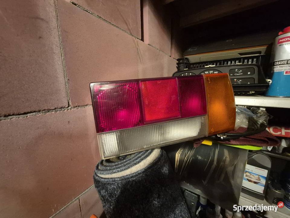 Peugeot 505 lampa prawy tył pierwsza seria Białystok