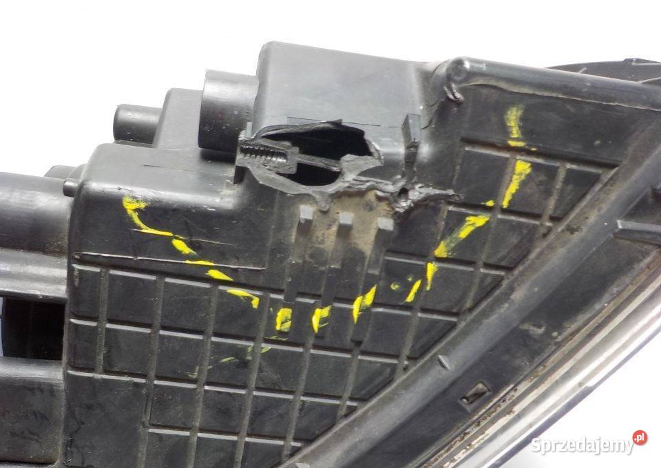 LAMPA PRAWA PRZÓD HYUNDAI Ix20 JC 921021K lampy przednie