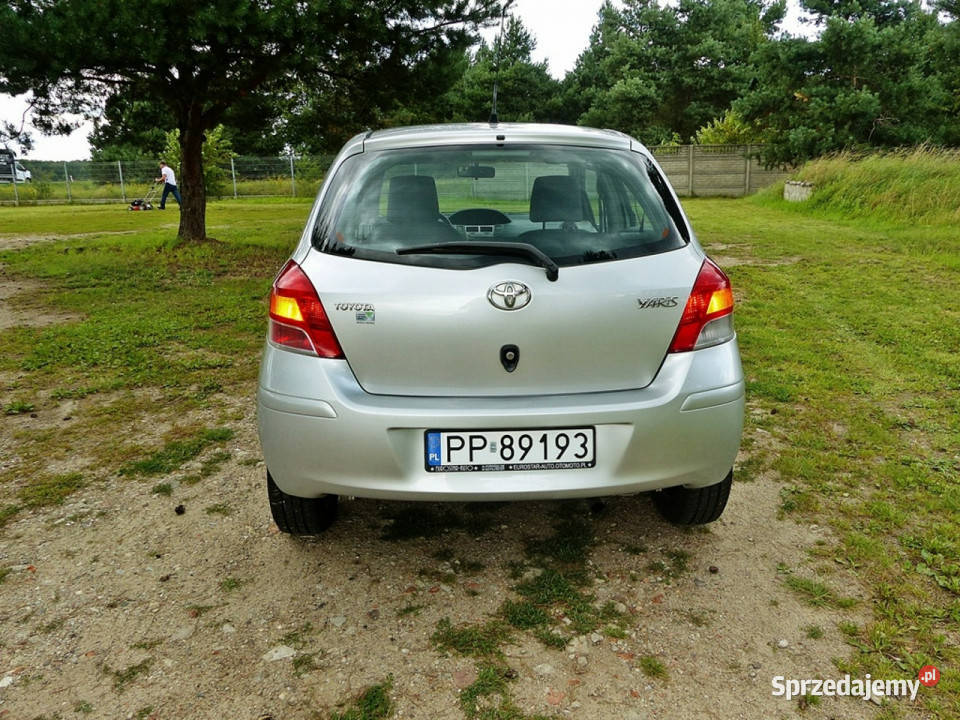 Toyota Yaris 133 VVTi komputer pokładowy Piła