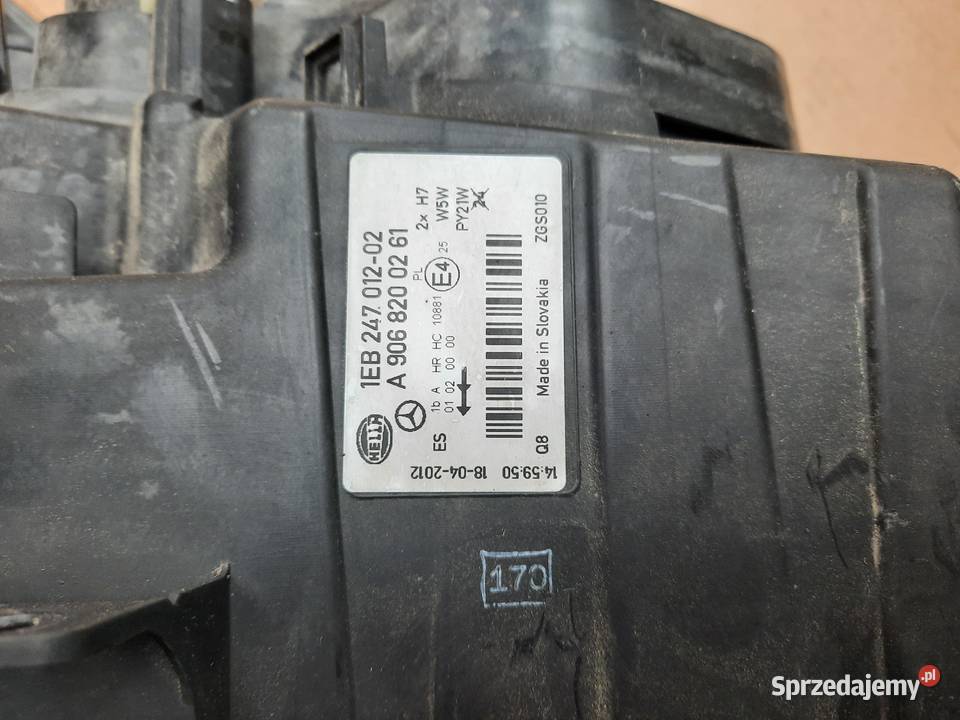 Lampa prawa A 9068200261 Mercedes Sprinter lampy przednie sprzedam