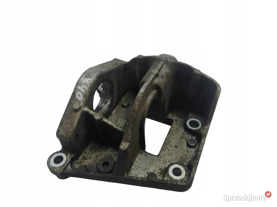 ŁAPA WSPORNIK 8200058524 35 V6 VQ35DE Renault