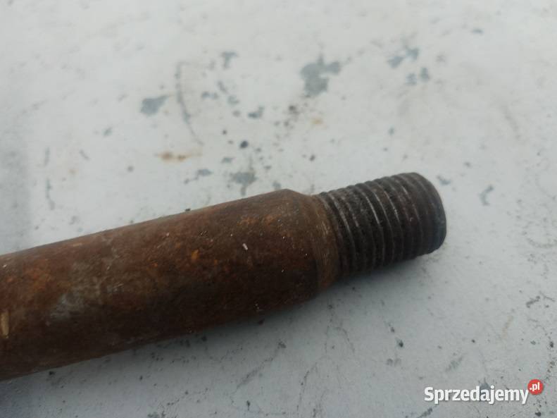 oś koła WSK Milejewo