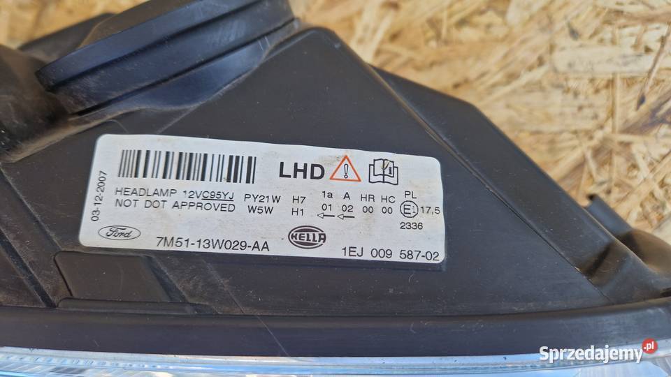 FORD C LIFT LAMPA PRZÓD PRZEDNIA PRAWA EUROPA wielkopolskie Słowikowo