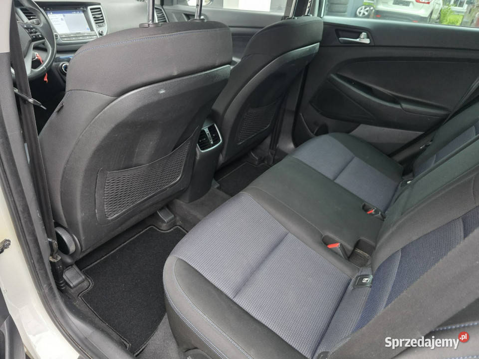 Hyundai Tucson manualkamera cofanianawigacja aluminiowe felgi Hyundai