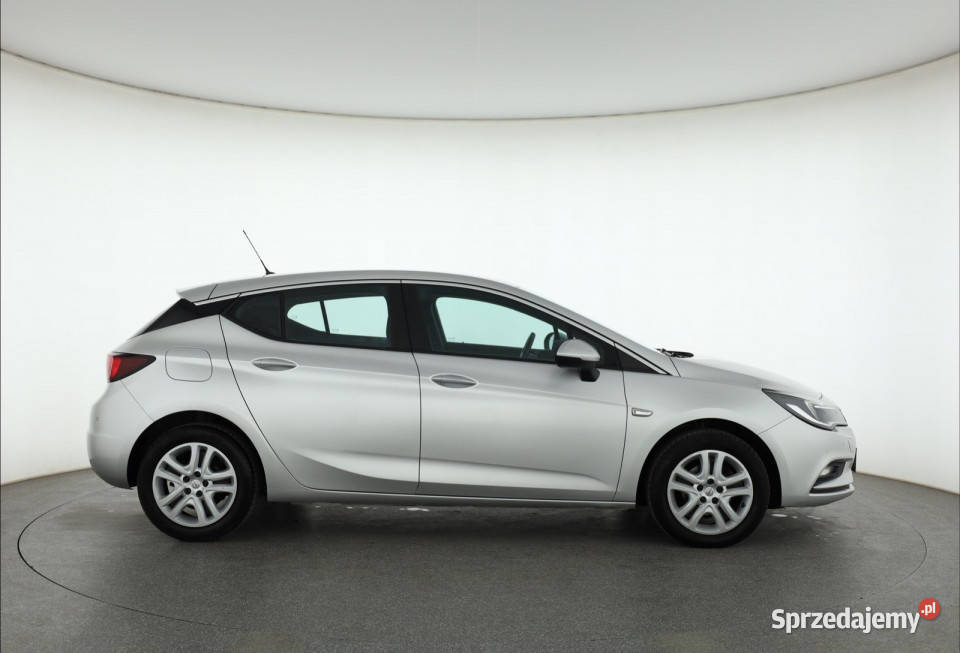 Opel Astra 14 T Piaseczno