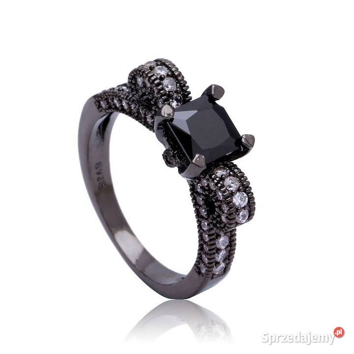 Nowy czarny pierścionek białe cyrkonie kokarda Szczecin sprzedam