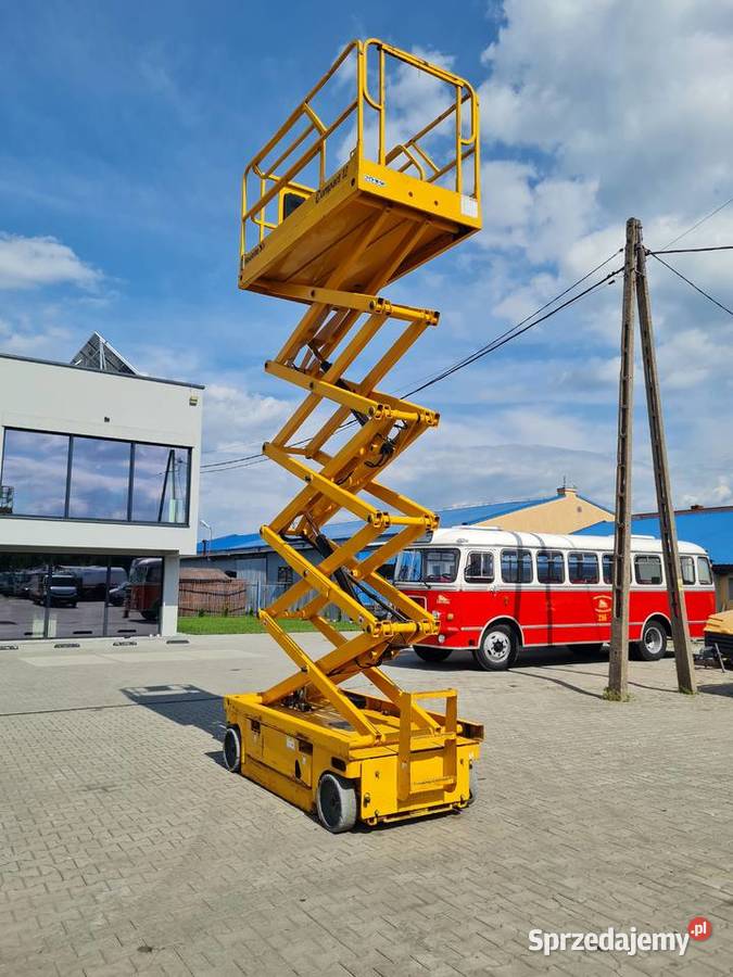 Podnośnik nożycowy elektryczny Haulotte Compact Dąbrowa Tarnowska