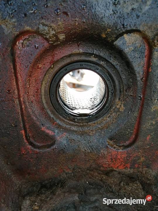 Zwrotnica prawy przód Manitou 634 735 741 932 Wilkowo