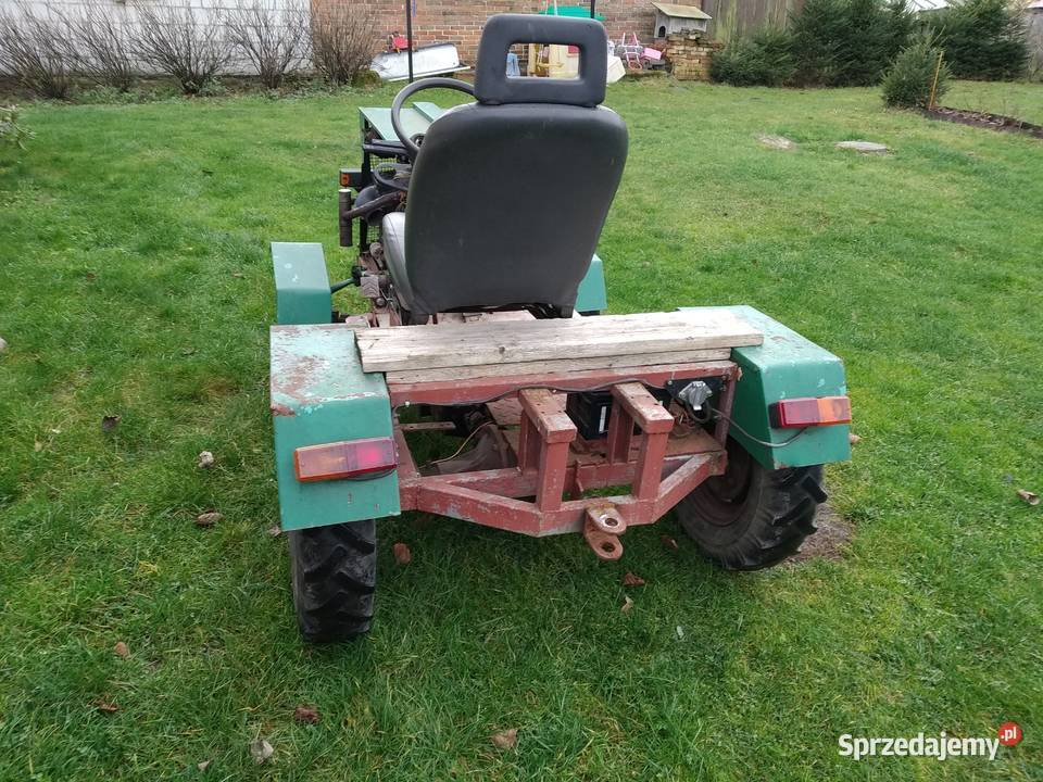 Traktor sam z malucha Biedaczów sprzedam