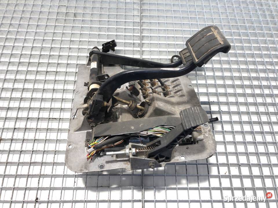 PODSTAWA PEDAŁÓW VOLVO FM7 9801 73 250 Pedały sprzedam