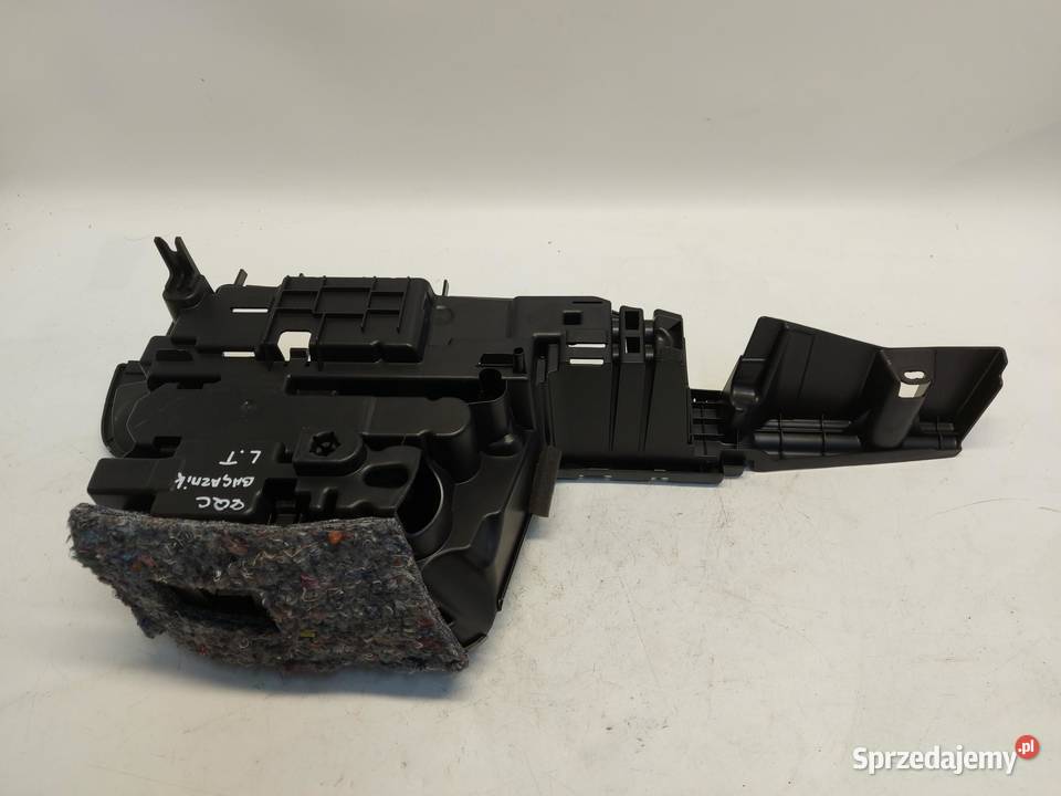 Mercedes EQC 400 W293 PLASTIK OBUDOWA SCHOWKEK Osłony i zaślepki